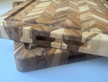Load image into Gallery viewer, Teak Carving Board