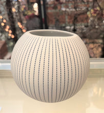Load image into Gallery viewer, Blue &amp; White Dots Petra Vase