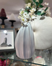 Load image into Gallery viewer, Blue &amp; White Dots Seda Vase