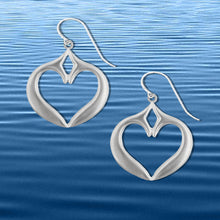 Load image into Gallery viewer, Lovell Designs Merrymeeting Bay Earrings