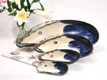 Load image into Gallery viewer, Mussel Shell Bakers (four sizes)